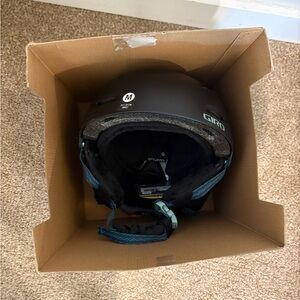 Giro Ceva MIPS Ski Helmet / Matte Black Helmet with Teal Highlights